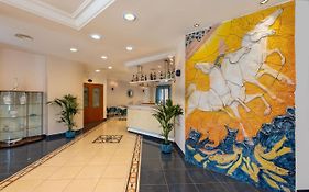 Helios Hotel